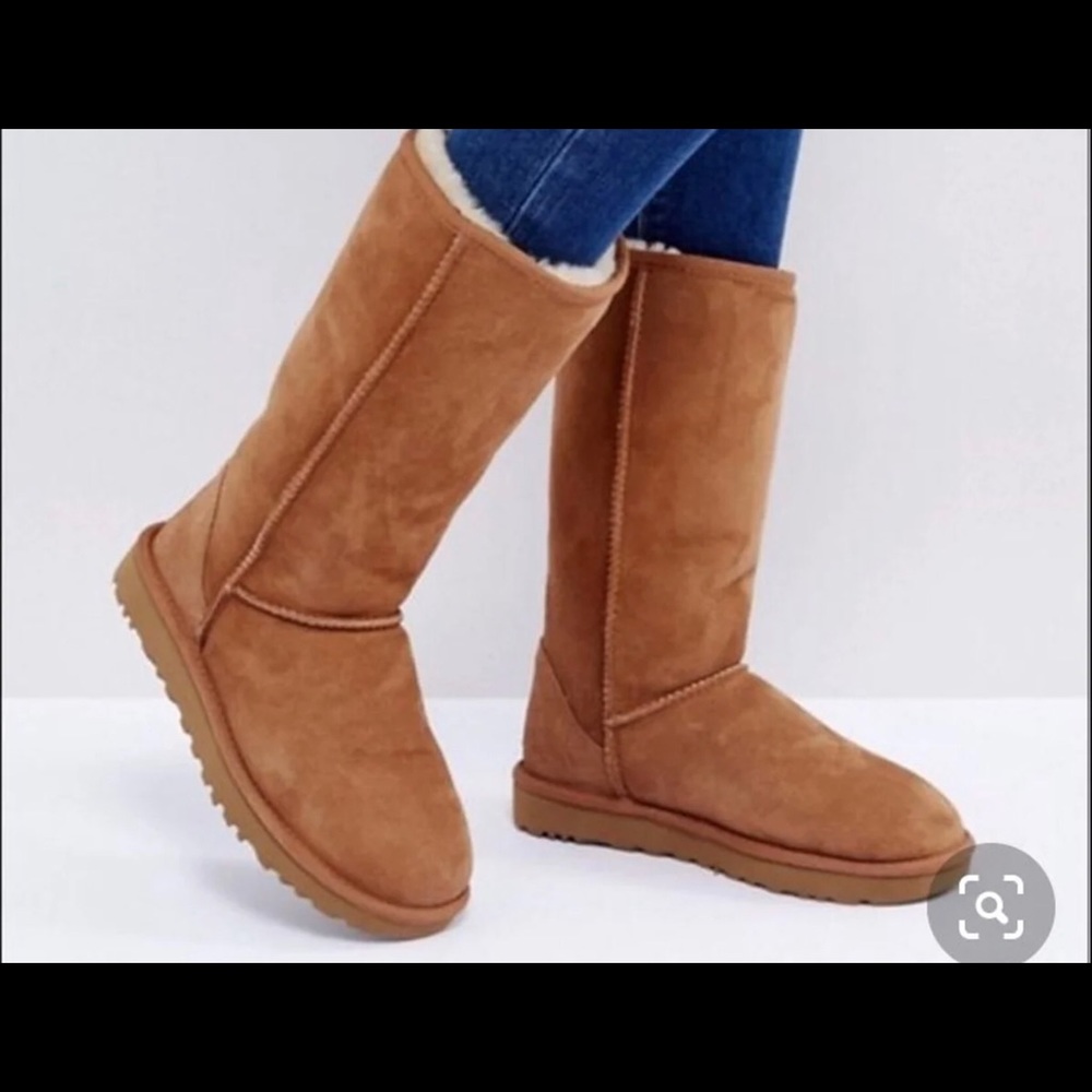 NWB UGG Australia k classic tall boots size 4